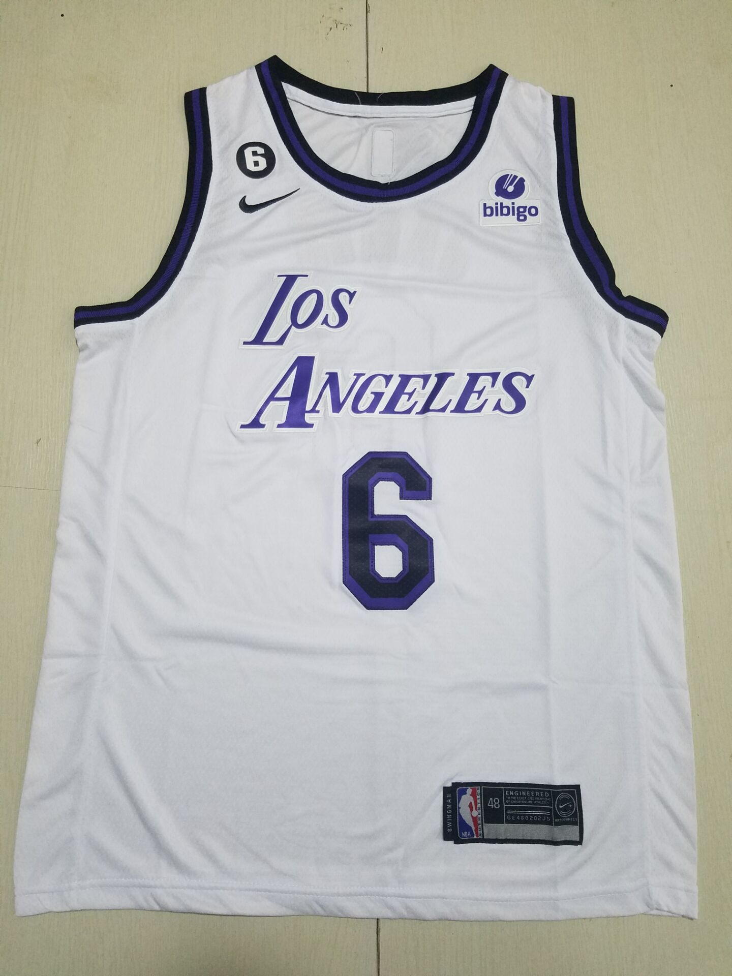 Men Los Angeles Lakers #6 LeBron James White 2022 Nike NBA Jersey